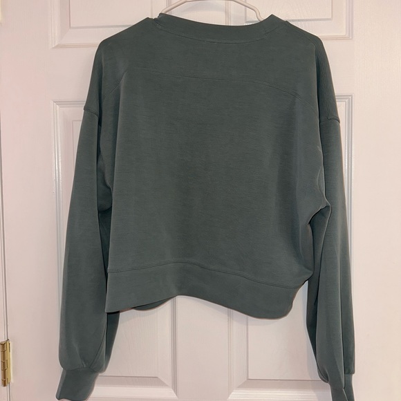 Lululemon Perfectly Cropped Hoodie Softstreme. Tidewater teal size 6 - Picture 2 of 3